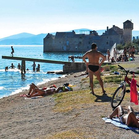 Stunning Apartment In Kastel Gomilica With Wifi Kaštela エクステリア 写真